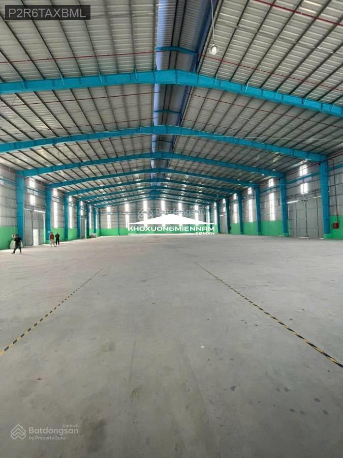 Kho xưởng cần đước  long an. khuôn viên 4.700m2, xưởng 2.400m2 (điện bình sx, pccc tự động)