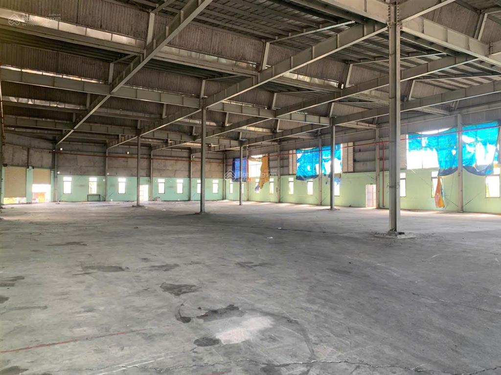 Kho xưởng 1.800m2  bến lức. hệ thống pccc, điện bình sản xuất