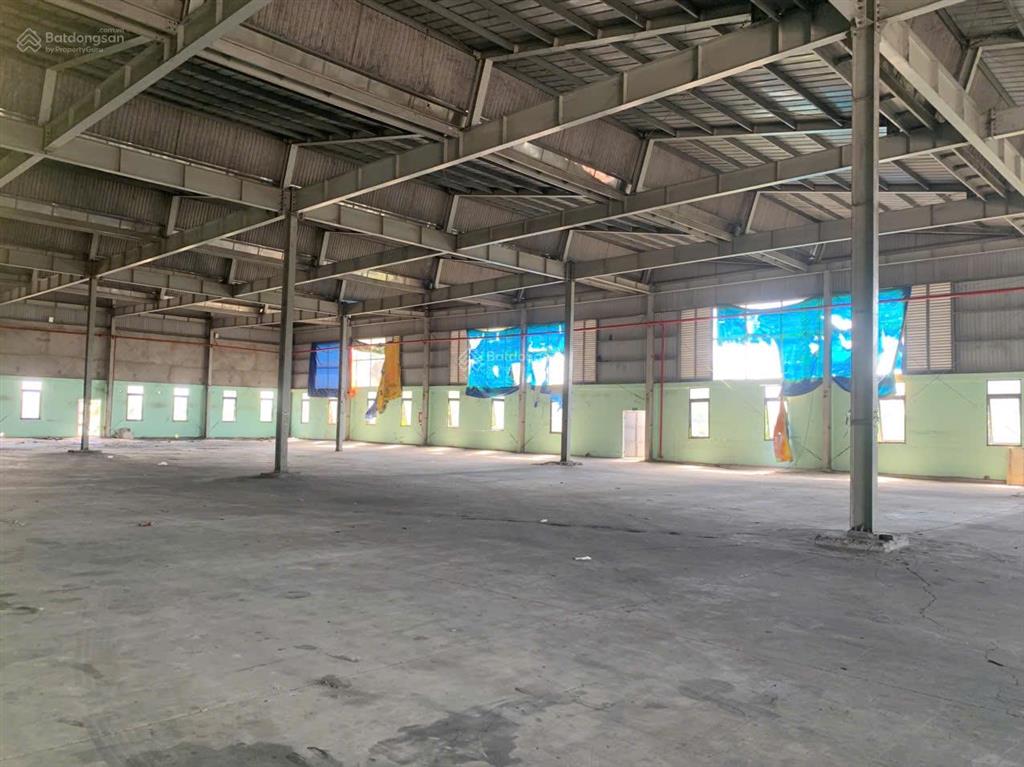 Kho xưởng 1.800m2  bến lức. hệ thống pccc, điện bình sản xuất