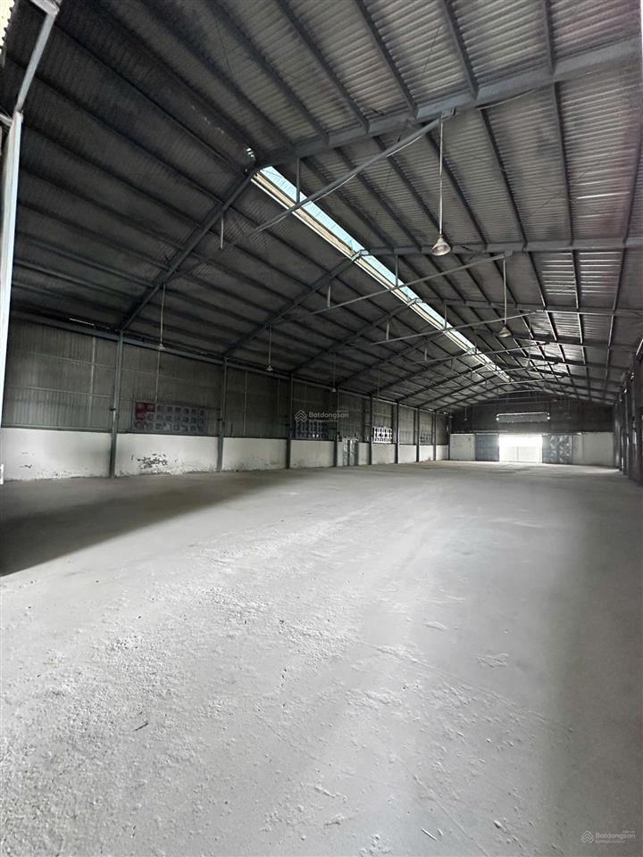 Cho thuê kho 1.400m2 tân kiên  bình chánh ( hệ thống pccc, xe container 24h )