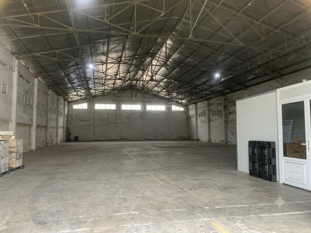 Cho thuê kho xưởng 1.000m2 tân nhựt. đường xe container 24h