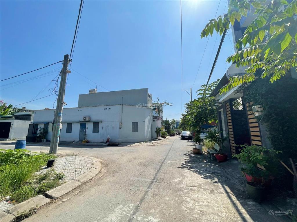 Đất 2 mặt tiền sát kđt đông tăng long, đường số 8, gần vinhome grand park 97.4m² đường 8m