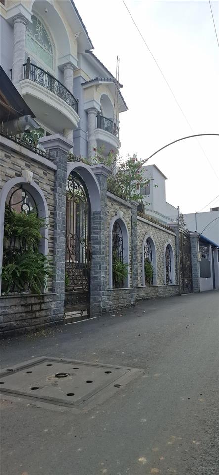 Bạn đang cần một một diện tích lớn với chiều ngang 10m để xây biệt thự hoặc chvd đừng bỏ qua sp này