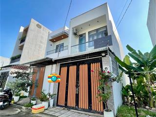 Bán nhà có kết cấu sẵn khu dân cư trường lưu, long trường  đường ô tô 9m giá chỉ hơn 4 tỷ