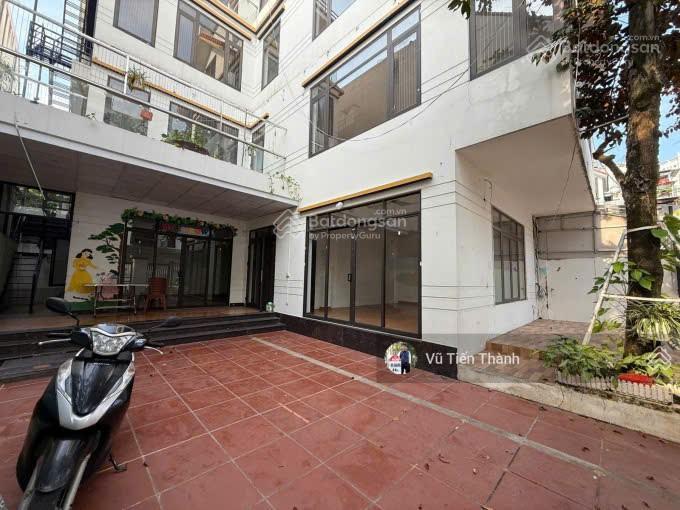 Cho thuê biệt thự dịch vọng, ngay gần cv cầu giấy, phù hợp làm văn phòng