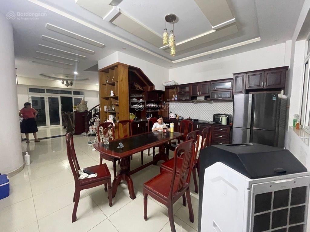 Bán nhà 4 tầng phú thuận kdc đồng bộ sát vách phú mỹ hưng quận 7. ngang 5m. chỉ 9.5 tỷ