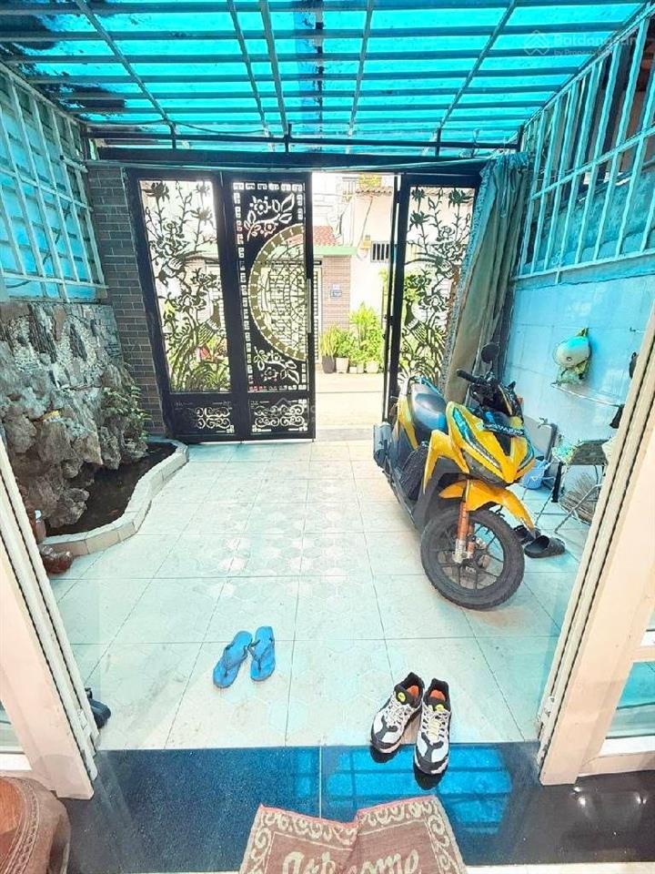 Bán nhà hẻm 6m. sát mặt tiền đường nguyễn thị thập q7. 4 tầng. dt 65m²  pháp lý chuẩn. nhỉnh 9 tỷ