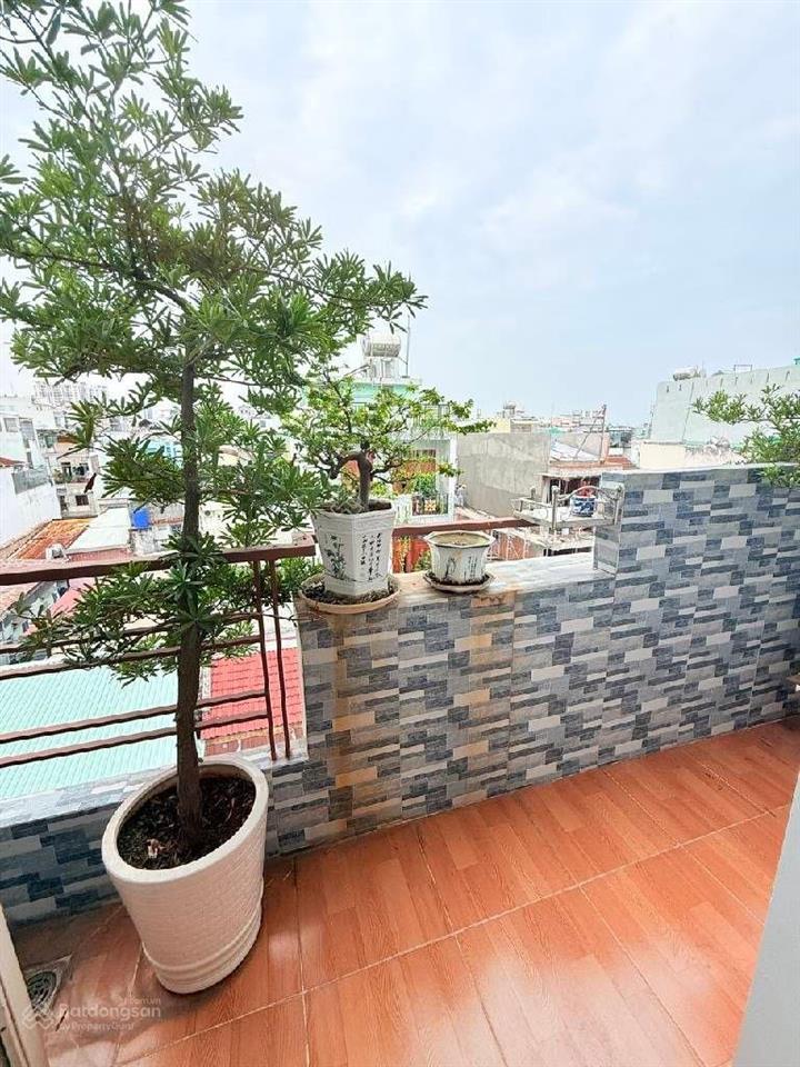 Bán nhà hẻm 6m. sát mặt tiền đường nguyễn thị thập q7. 4 tầng. dt 65m²  pháp lý chuẩn. nhỉnh 9 tỷ