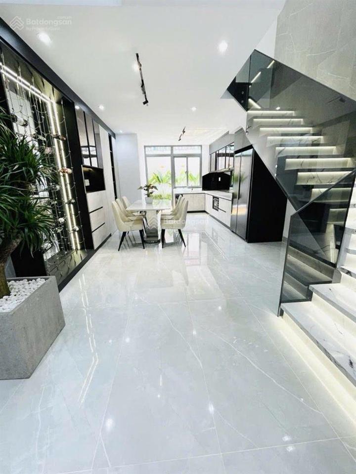 Bán nhà đẹp đường võ thị nhờ q7. dt 72m². dọn vào ở luôn  chủ xây tâm huyết. nhỉnh 7 tỷ