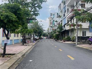 Chỉ 9.2 tỷ. nhà bán mặt tiền đường số 4 tầng sát vách phạm hùng quận 8. dt 68m2.