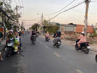 Bán đất mtkd lê văn lương nhà bè. dt 500m2. 10 x 50. 300m thổ cư. chưa đến 50tr/m2.