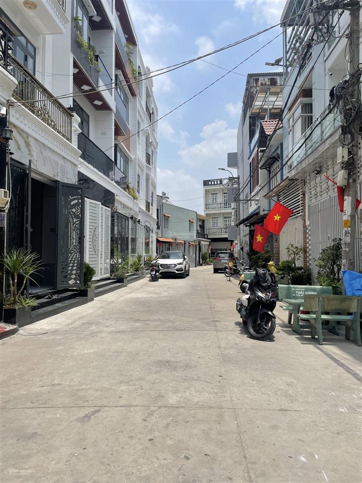 Nhà có thang máy hơn 7 tỷ nhà 4 tầng đẹp lung linh hẻm 8m thông tứ tung, huỳnh tấn phát, nhà bè