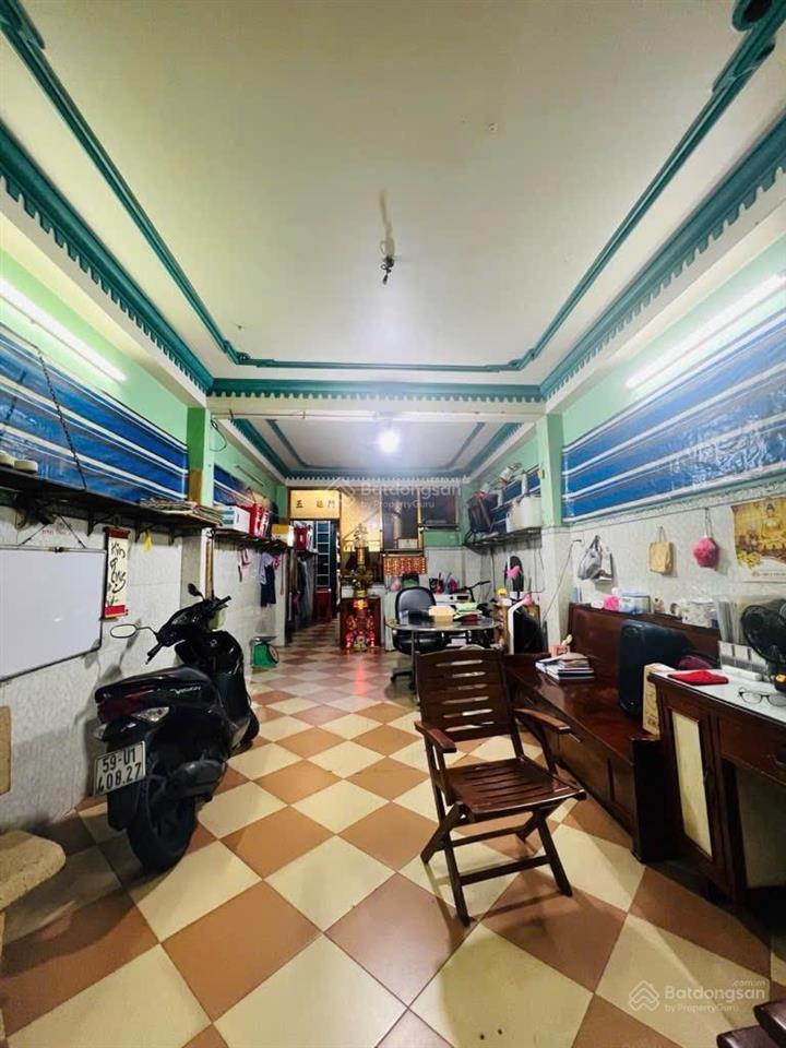 Nhà mtkd lê văn lương vị trí sát lotte mart tân hưng quận 7. dt 125m2. 5 x 25m nở hậu đẹp 19.5 tỷ