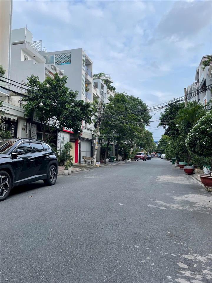 Bán đất nhà lô góc kdc đã đồng bộ. ngang khủng 12m. dt 180m2. nhỉnh 17 tỷ. pháp lí cực chuẩn