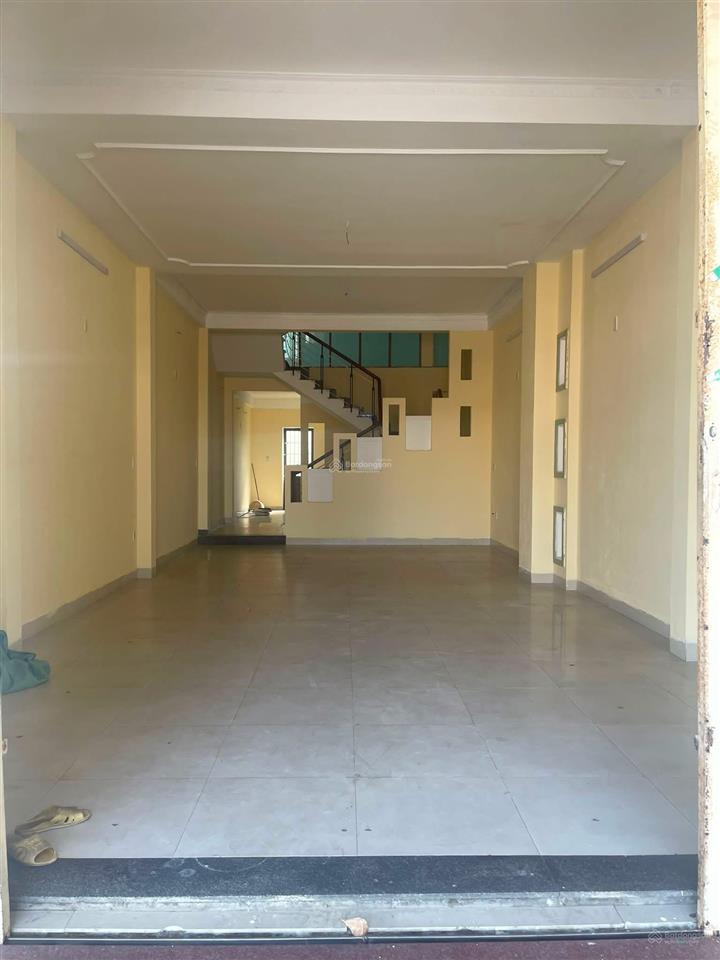 Bán nhà 2 tầng mt lê văn hiến  sát biển sơn thuỷ