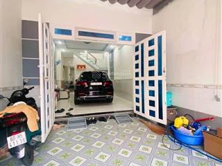 Nhích 5 tỷ, nhà 102m2, 3 phòng ngủ, hẻm xe hơi vào nhà. 50 triệu/m2. tân chánh hiệp quận 12