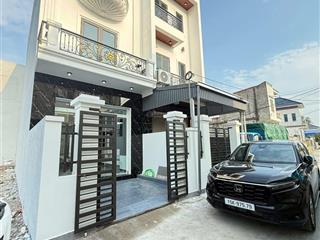 Nhà sân cổng ngõ thông an dương, hải phòng gần chợ kiều trung