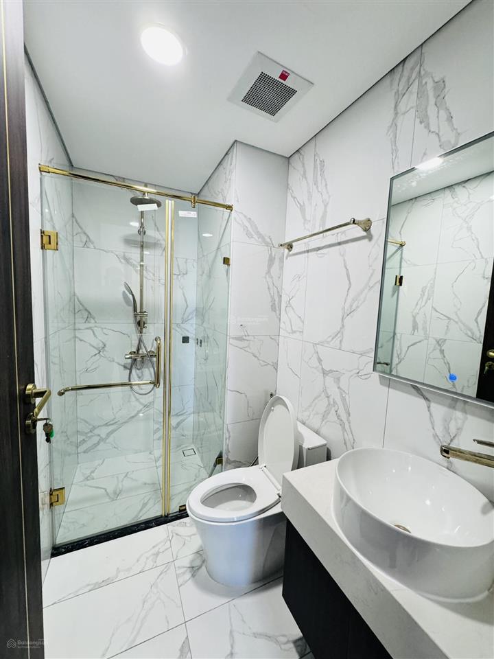 Bán vpdn 2pn 2wc full nt 71m2 giá chỉ 4,3 tỷ cc sunshine sky city quận 7.  0933 339 *** thụy