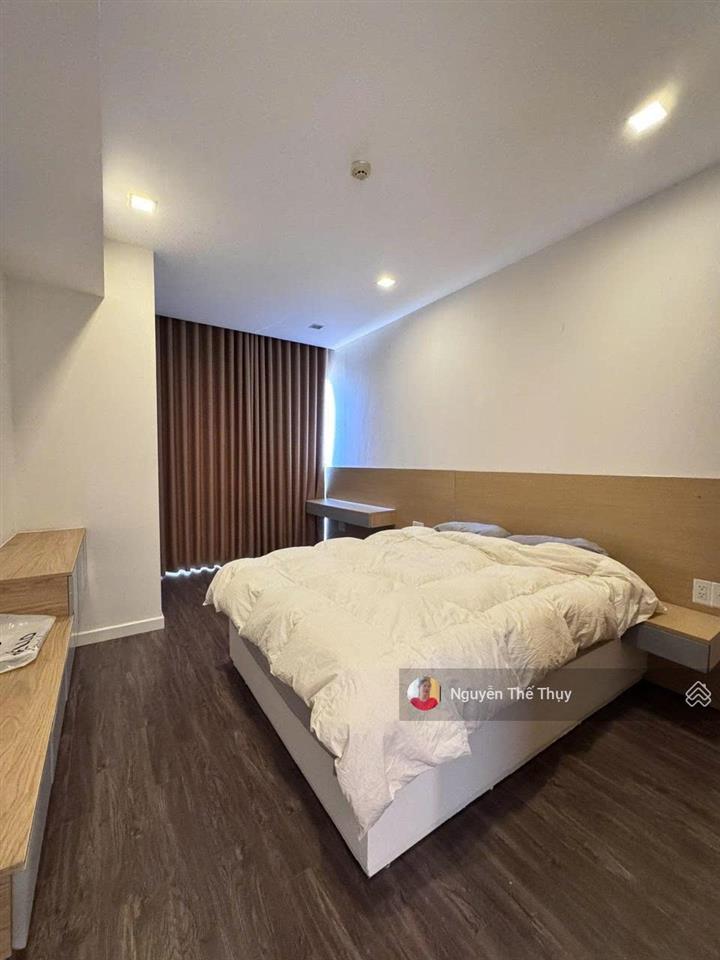 Chỉ 15tr có ngay căn 2pn full nt 123m2 cc noble crystal riverside q7.  0933 339 *** ms thụy