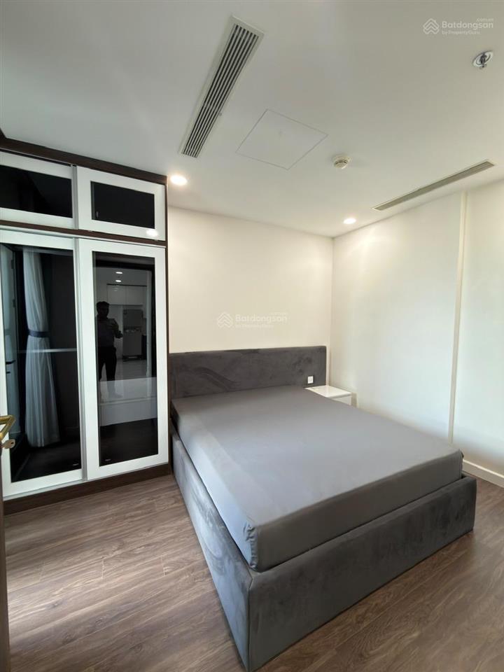 Cho thuê căn 2pn 2wc full nt giá 17tr chung cư sunshine sky city quận 7.  0933 339 *** thụy