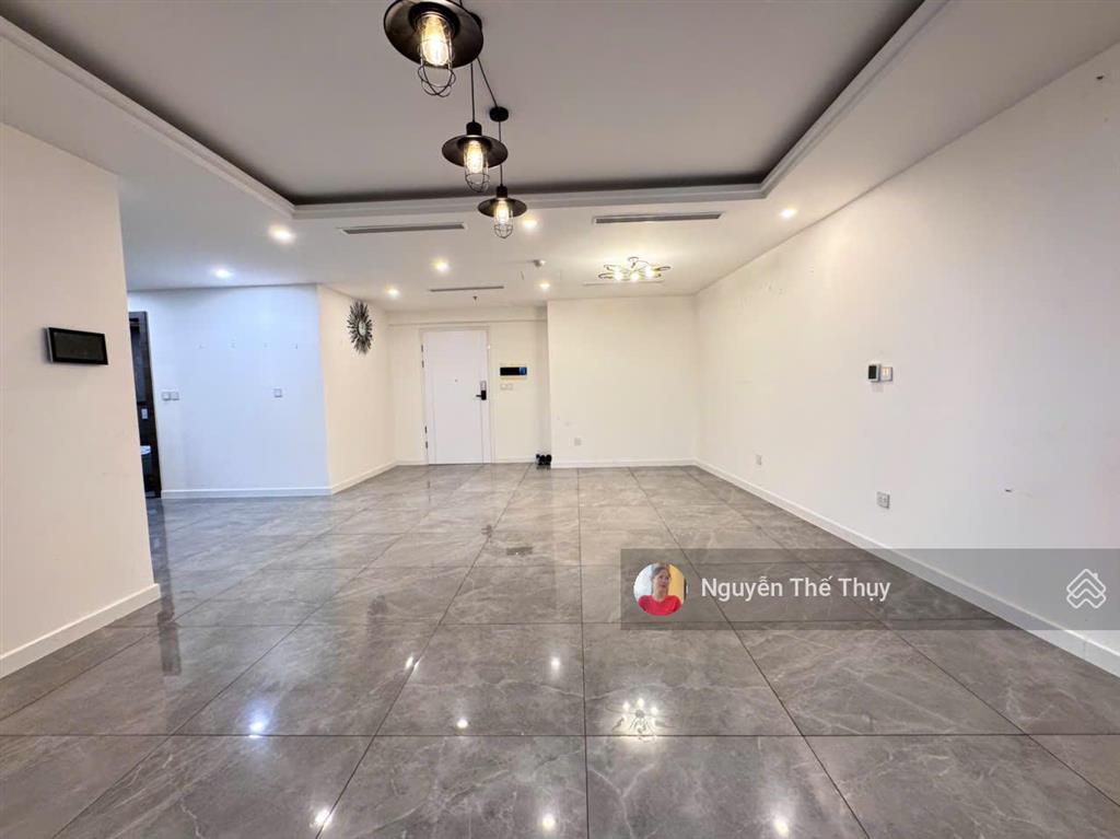 Cho thuê căn 122m2 2pn giá thuê chỉ 15tr (miễn pql) chung cư noble crystal riverside q7