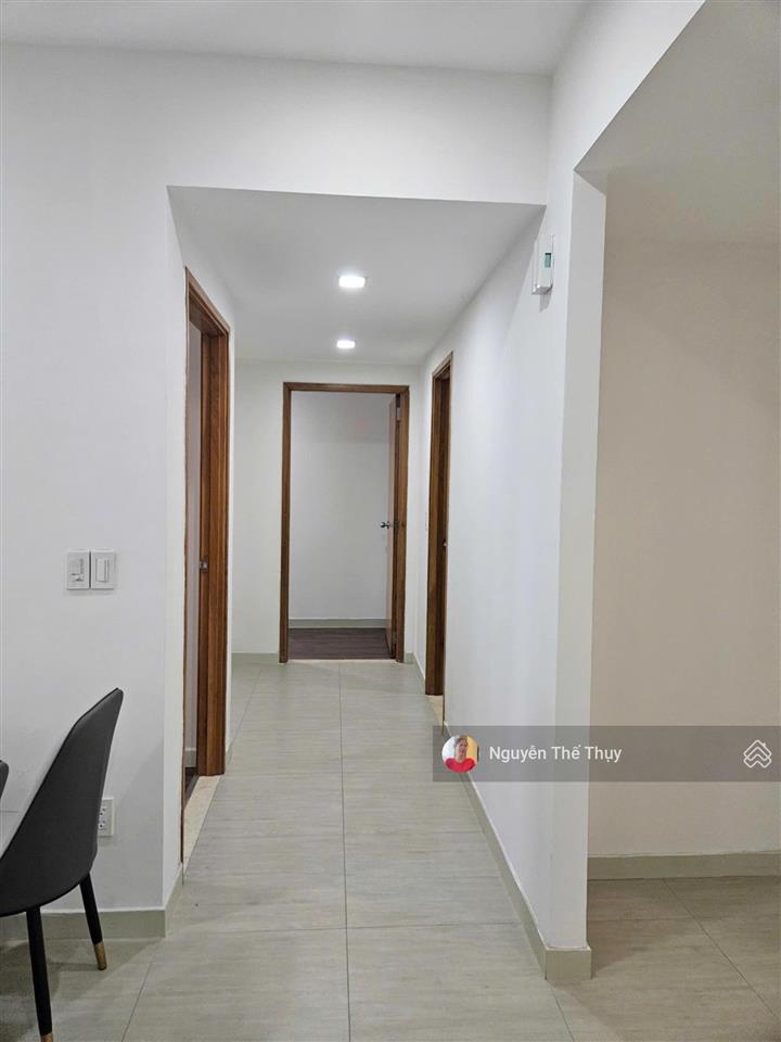 Cho thuê căn 2pn full nt giá thuê 16tr (miễn pql) chung cư noble crystal riverside q7