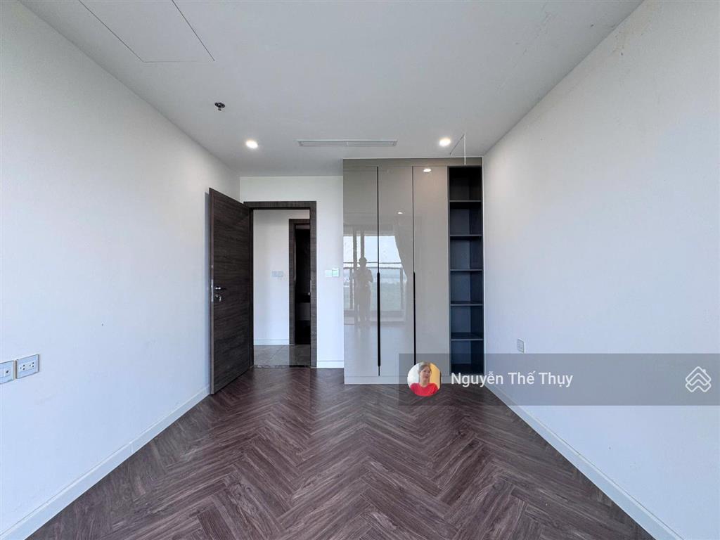 Căn 138m2 2pn giá thuê 18tr/th chung cư noble crystal riverside q7