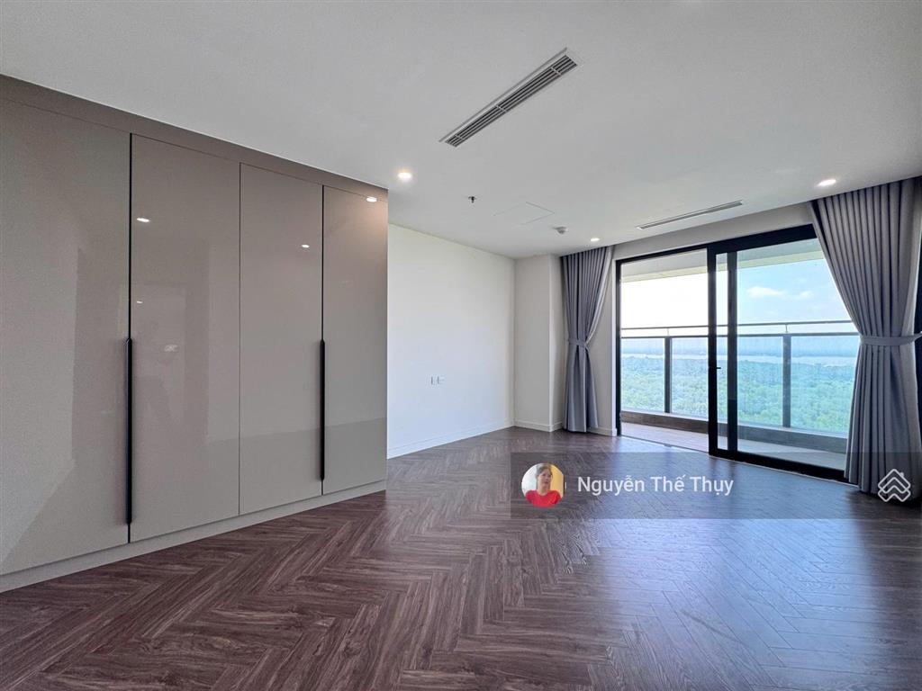 Căn 138m2 2pn giá thuê 18tr/th chung cư noble crystal riverside q7