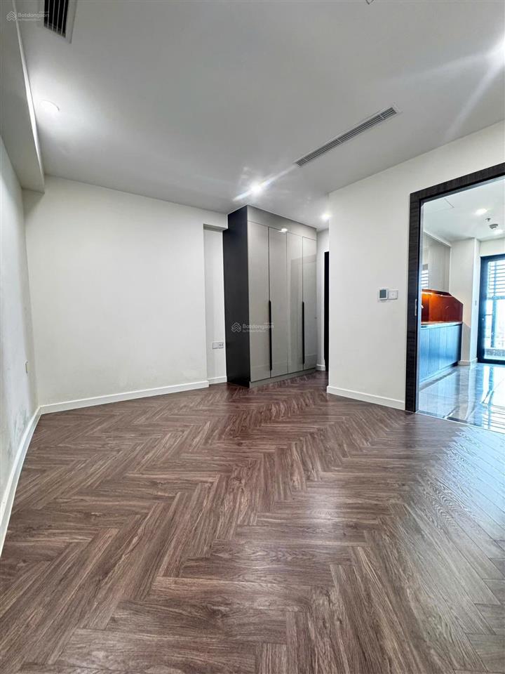 Chỉ 13 triệu có ngay căn 2pn+1 ntcb cc noble crystal riverside q7.