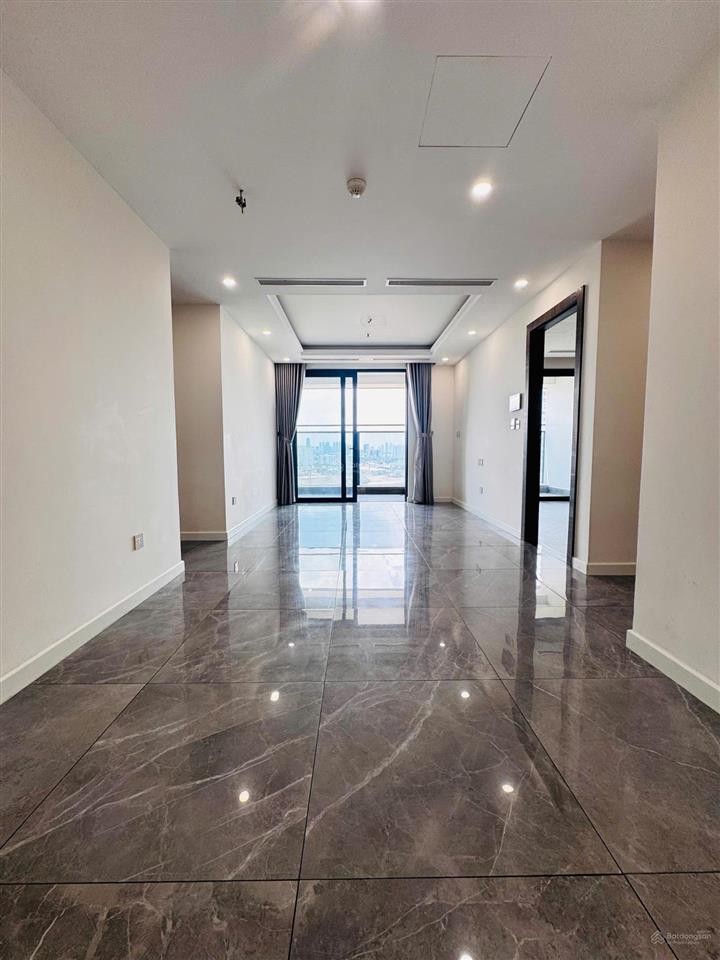 Chỉ 13 triệu có ngay căn 2pn+1 ntcb cc noble crystal riverside q7.