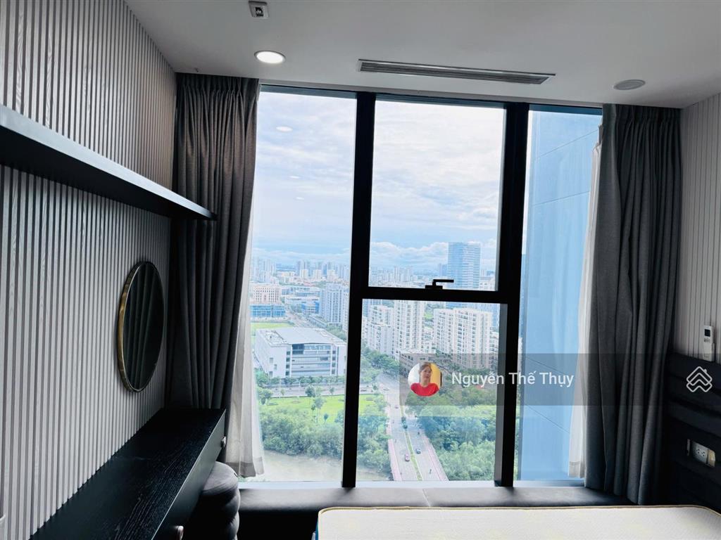 Hot! căn 2pn, full nt giá 17tr chung cư sunshine sky city quận 7.  0933 339 *** thụy