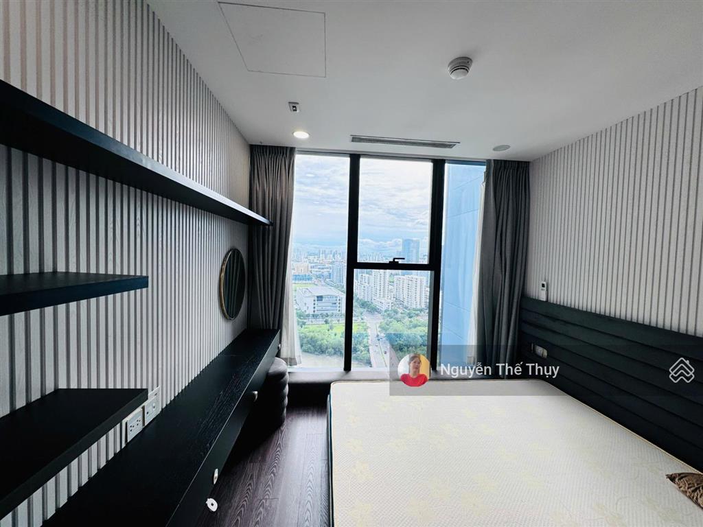 Hot! căn 2pn, full nt giá 17tr chung cư sunshine sky city quận 7.  0933 339 *** thụy