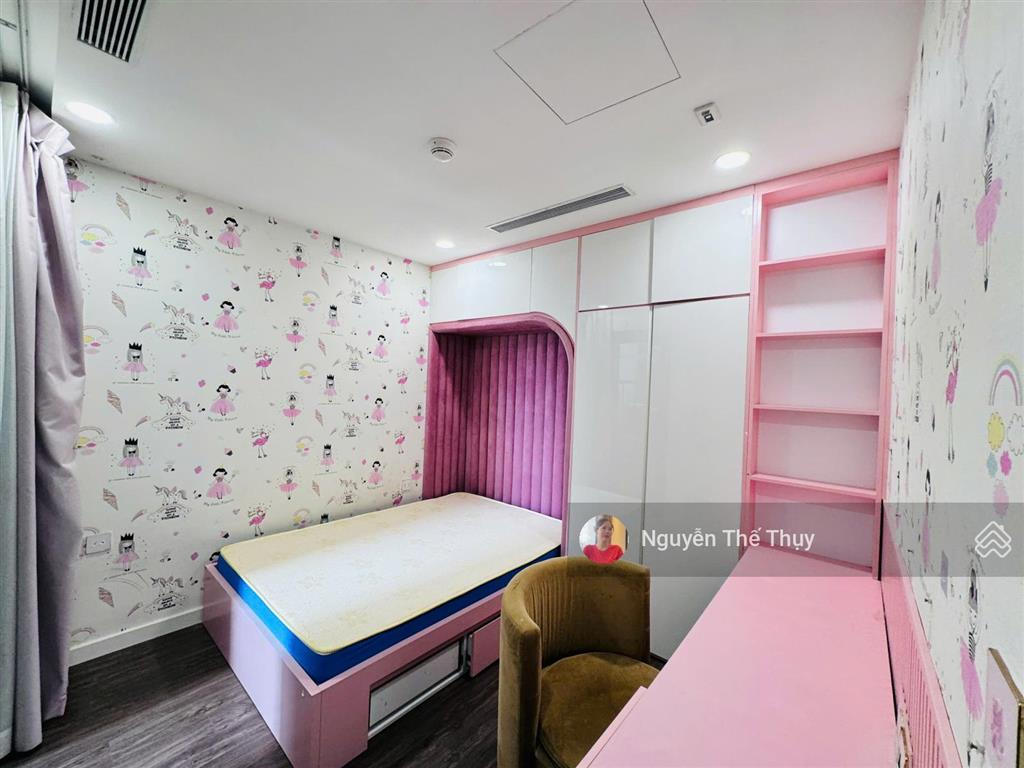 Hot! căn 2pn, full nt giá 17tr chung cư sunshine sky city quận 7.  0933 339 *** thụy