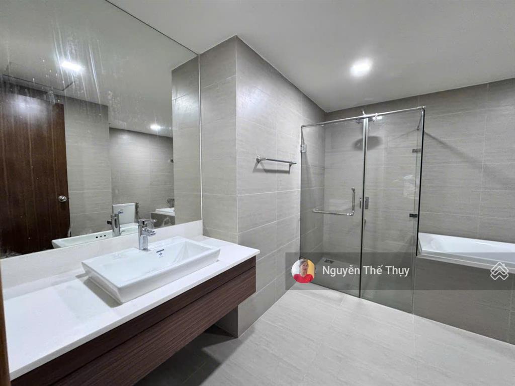 Cho thuê nhanh căn 2pn+1 giá thuê 13tr ntcb cc noble crystal riverside q7.