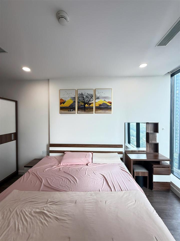 Cho thuê căn 3pn, 102m2 full nt giá 24tr chung cư sunshine sky city quận 7.  0933 339 *** thụy