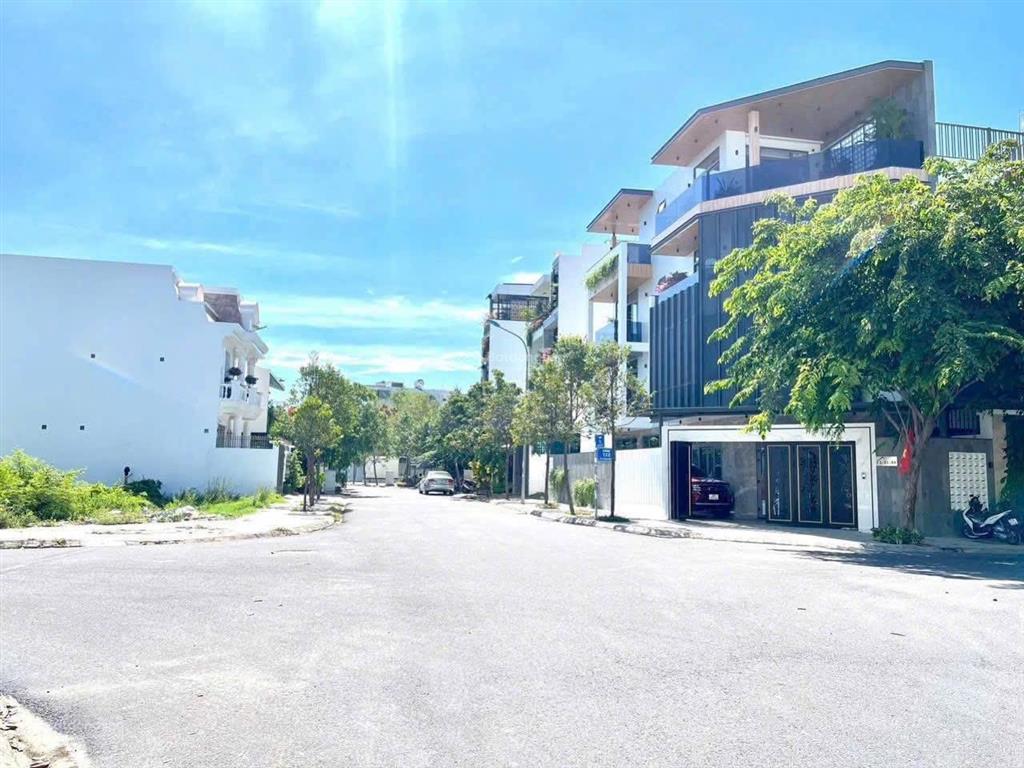 Giá đầu tư  lô góc an bình tân đường t3  sổ hồng cá nhân158,8m2giá bán 78tr/m2  nha trang  kh