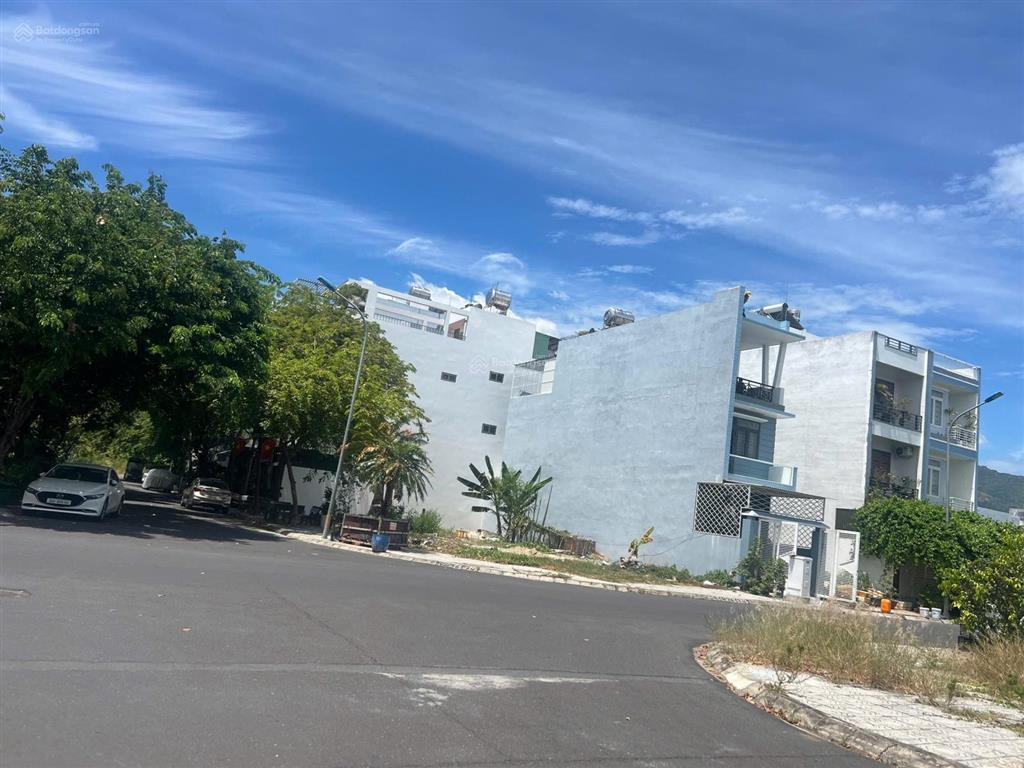 Giá đầu tư  lô góc an bình tân đường t3  sổ hồng cá nhân158,8m2giá bán 78tr/m2  nha trang  kh