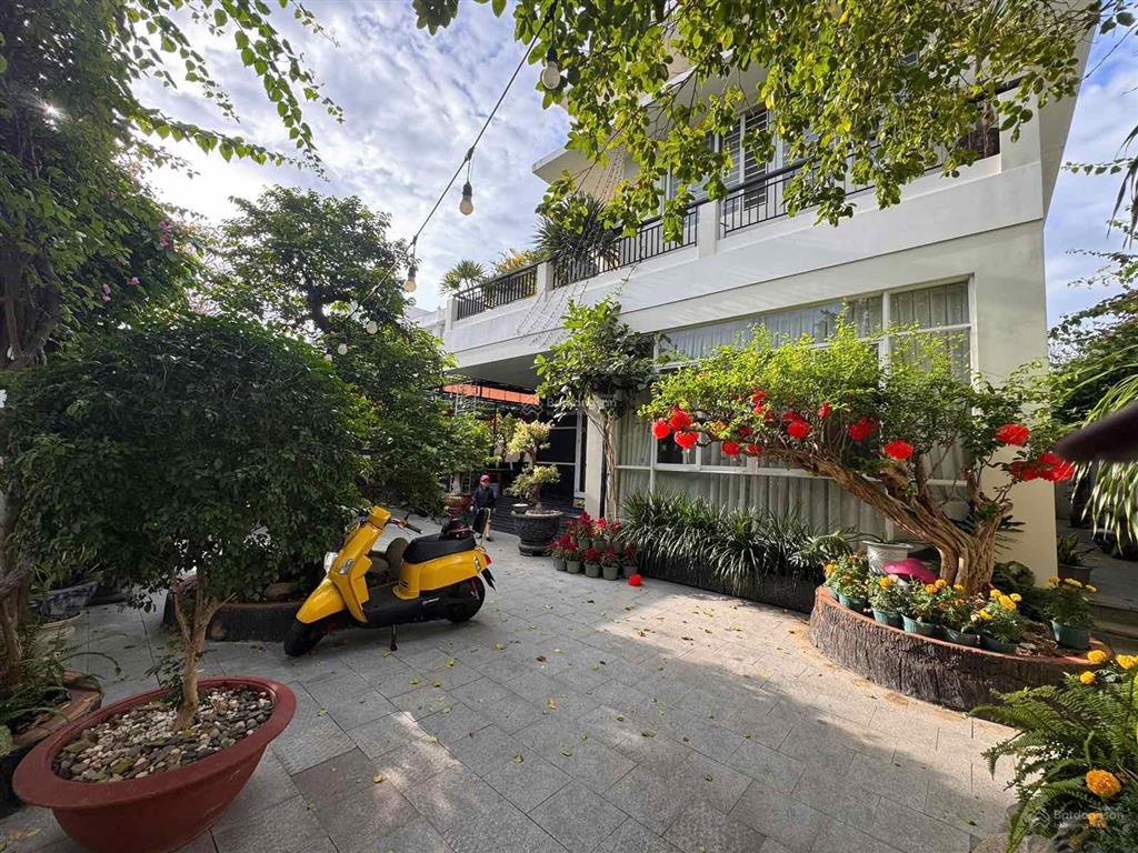 Siêu phẩm biệt thự vcn phước hải khu đô thị cao cấp  vị trí vàng, an cư và đầu tư, 320m2 ngang 16m