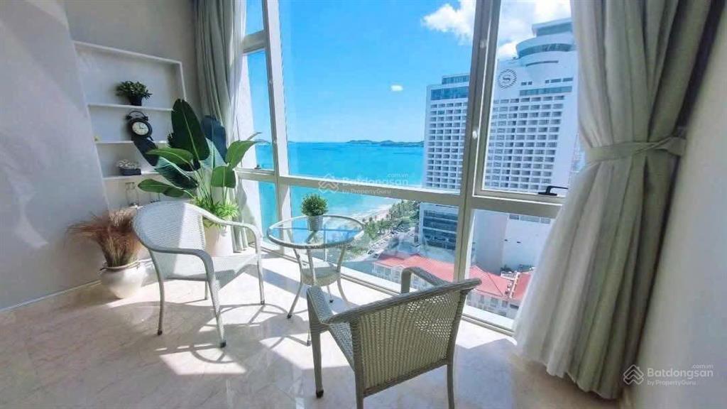Siêu phẩm căn góc view biển triệu đô tại nha trang center  biển trần phú 164,6m2 3pn giá 18 tỷ