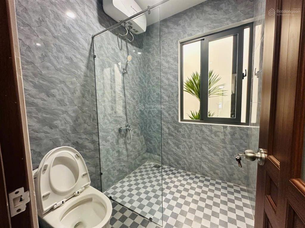 Nhà gần biển đường d4 ,thông lê thanh nghị & nguyễn lộ trạch, phường nha trang giá 8tỷ300