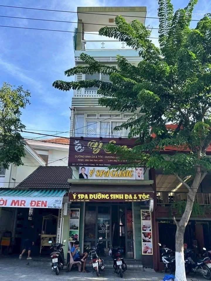 Nhà mặt đường tôn thất tùng nha trangcách biển 300m sẵn hợp đồng thuê 20tr/tháng giá 13tỷ500