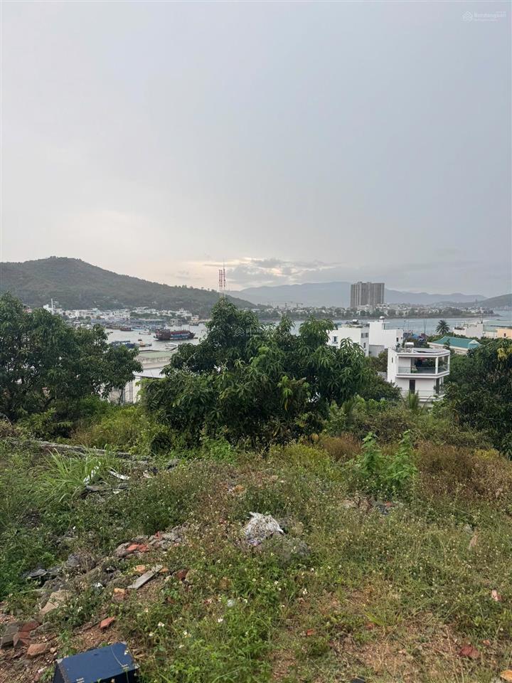 Biệt thự view biển sở hữu sổ đỏ riêng hàng hiếm 555m2 ngang gần 19m  giá chỉ 25tỷ (thương lượng)
