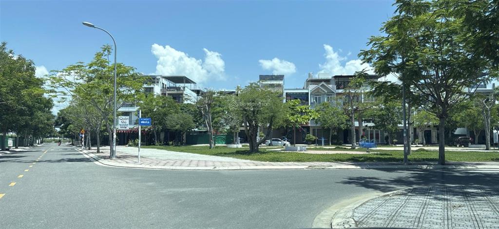 Cần bán lô góc 151,8m  khu đô thị hà quang 2 nha trang đối diện công viên  giá 73tr/m