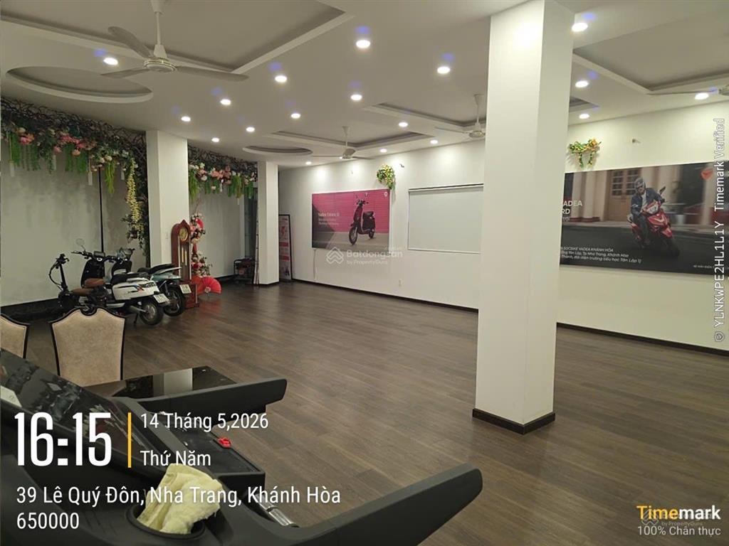 Cho thuê nhà 6 tầng vị trí vàng tô hiến thành 114m, ngang 10m. có thang máy. cách biển 350m
