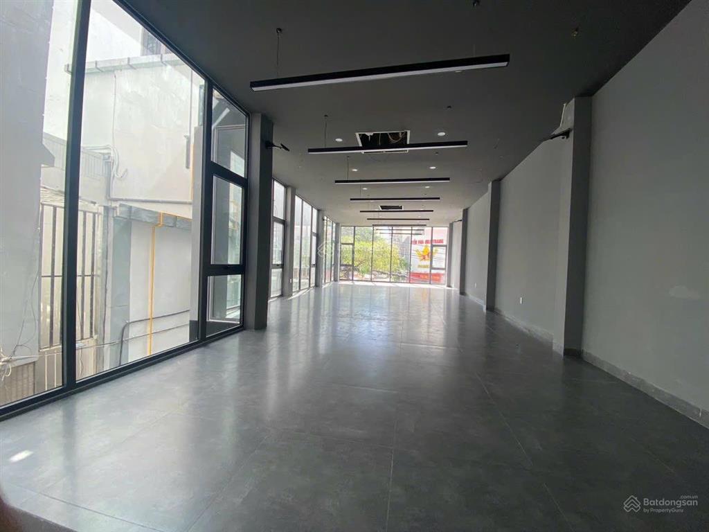 Giảm giá căn góc 2 mặt tiền trần quang khải, nha trang 164m ngang 6,5m1  đang cho thuê 60tr/tháng