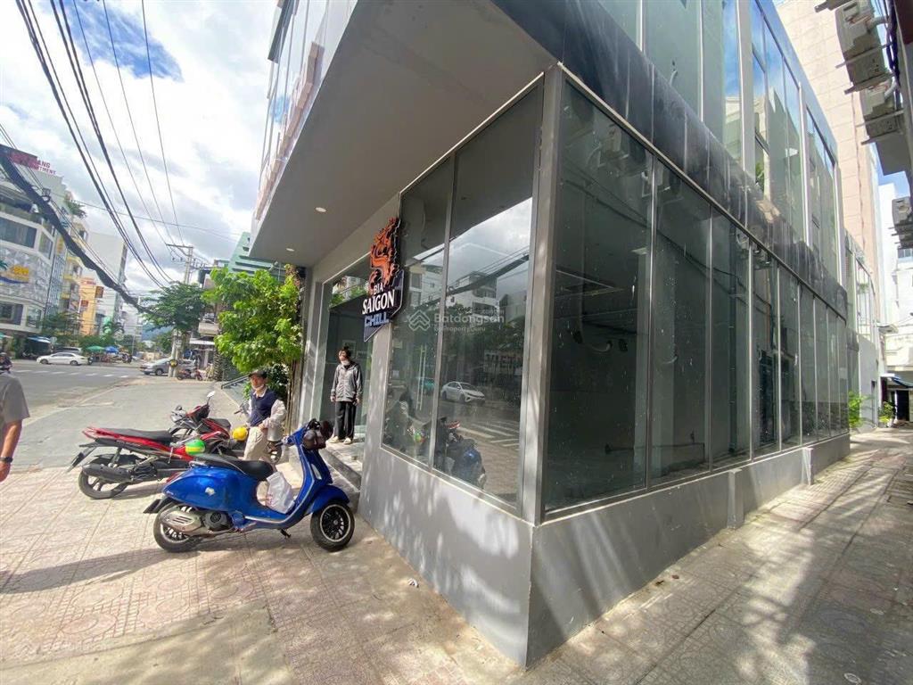Giảm giá căn góc 2 mặt tiền trần quang khải, nha trang 164m ngang 6,5m1  đang cho thuê 60tr/tháng