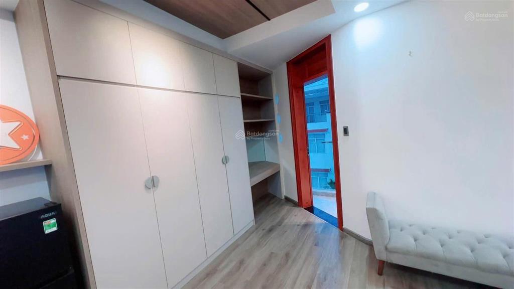 Bán tòa căn hộ 7 tầng phạm ngọc thạch có thang máy  sẵn dòng tiễn cho thuê  cách biển 350m