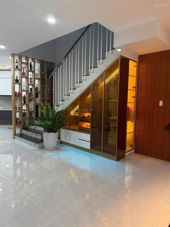 Bán nhà mới full nội thất đẹp gói 2 mỹ gia, phường nam nha trang, đường rộng 18m, chỉ 11 tỷ