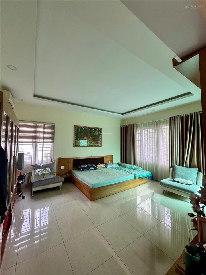 Hàng hiếm bán biệt thự 320m2 vcn phước hải đã có sổ, tặng full nội thất gỗ cao cấp, chỉ 27.5 tỷ
