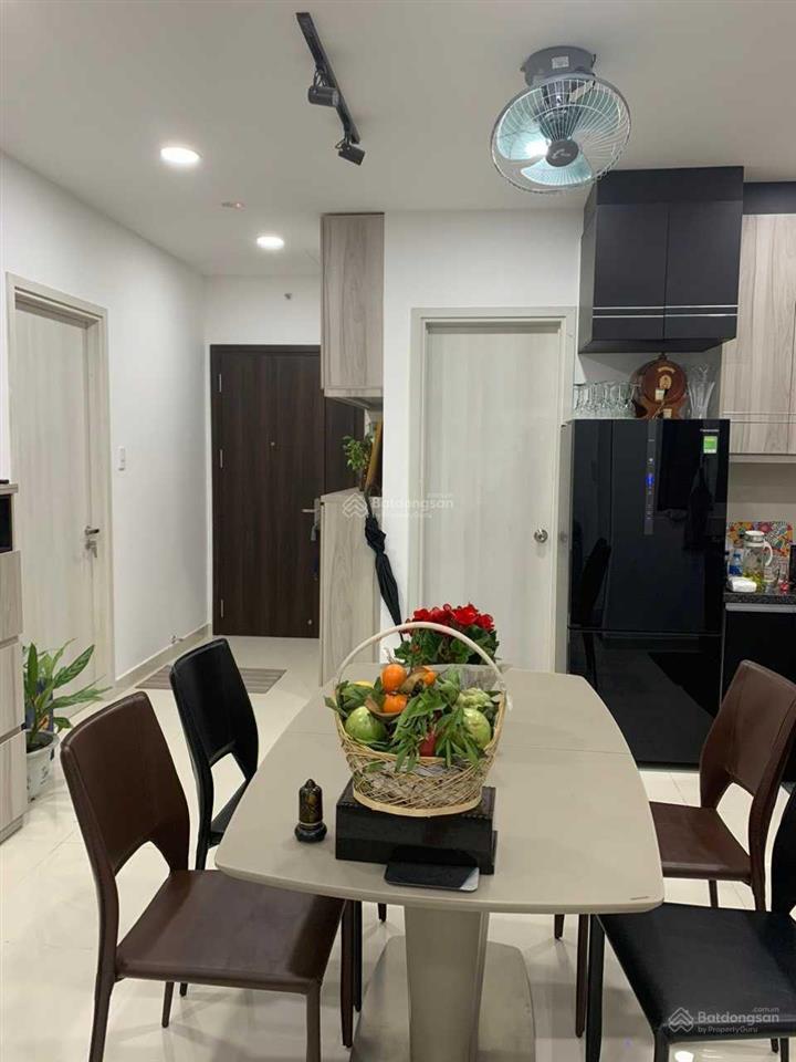 Cần bán căn hộ chung cư vĩnh hội mới, 2 pn, 2wc, căn góc đẹp view quận 1.  0948 032 ***